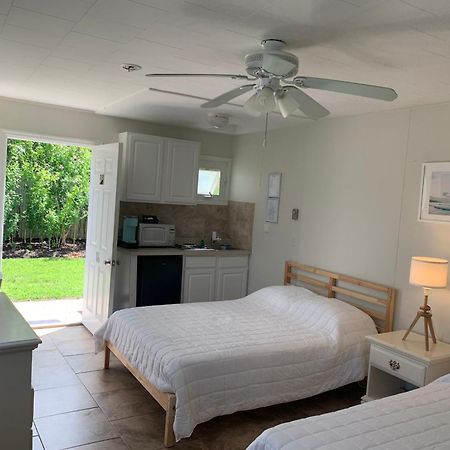 Southold Beach Motel Екстер'єр фото
