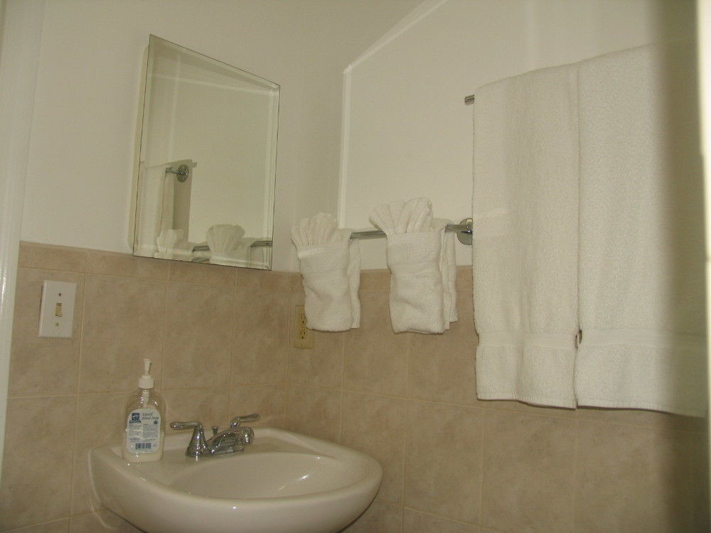 Southold Beach Motel Екстер'єр фото